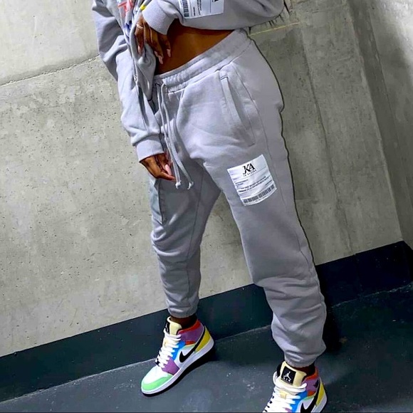 Pants - NWT tracksuit sweatpants